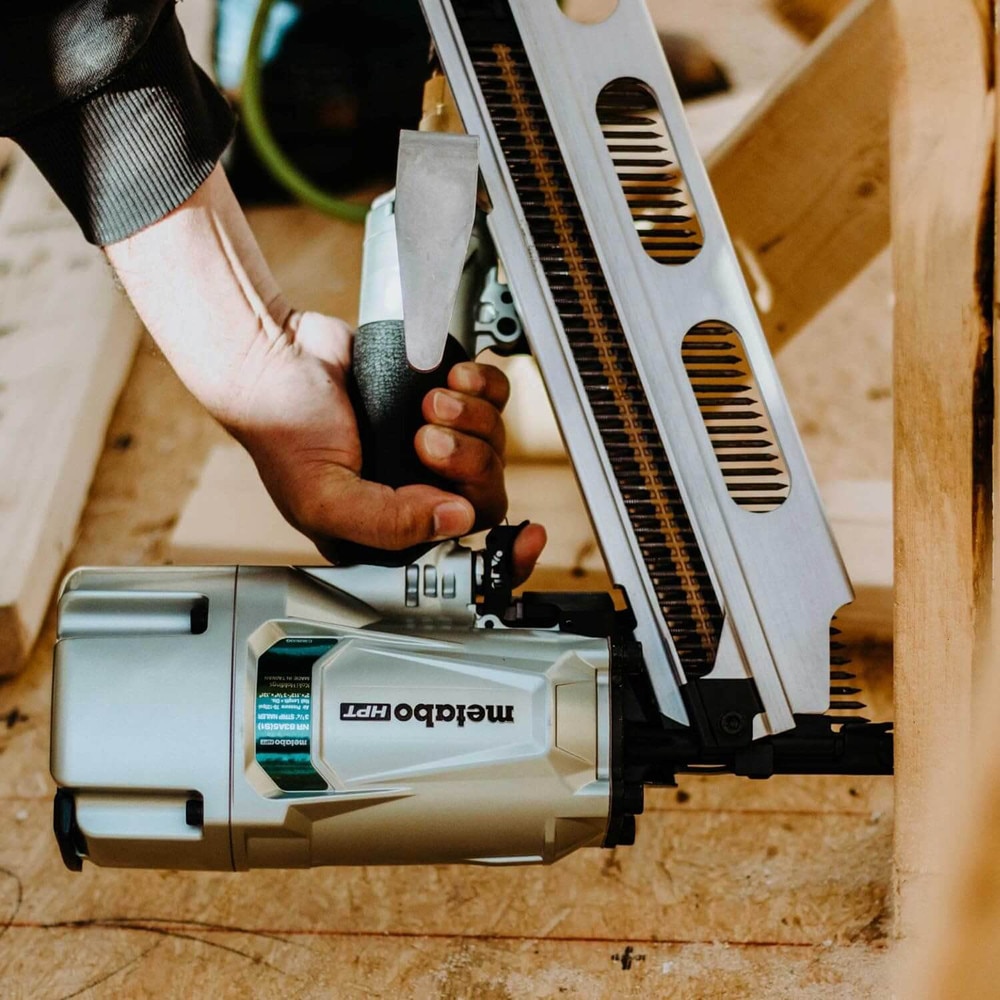 Metabo HPT 3-1/4 Inch 21-Degree Framing Nailer with Aluminum Magazine (NR83A5-S1) New 8